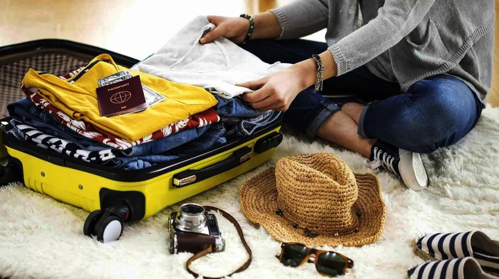 Как собрать идеальный гардероб для поездки на море?